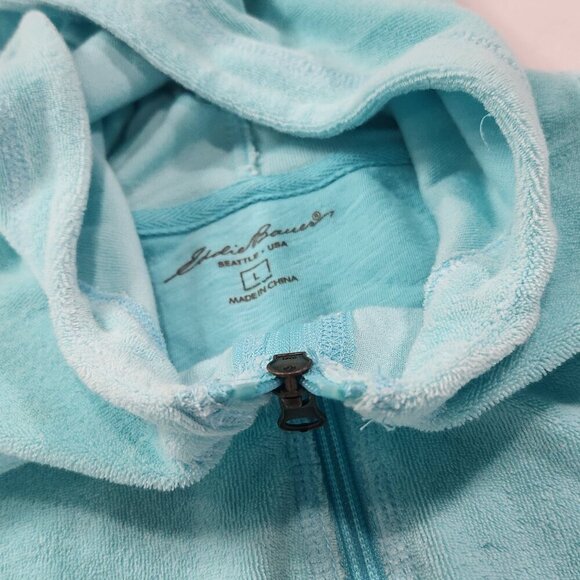 Land's End Blue Pants/Sweat Suit
Lot G - Picture 2 of 11